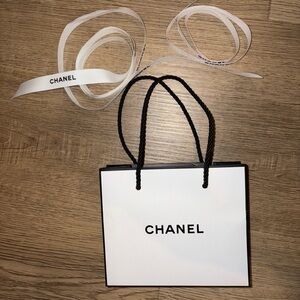 NEW CHANEL mini Gift Bag Shopping Bag Authentic